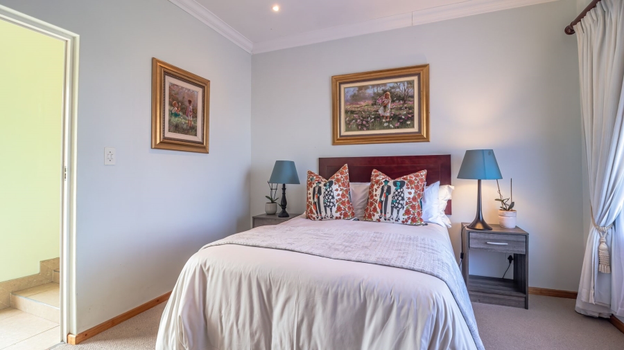 3 Bedroom Property for Sale in Olive Grove Western Cape